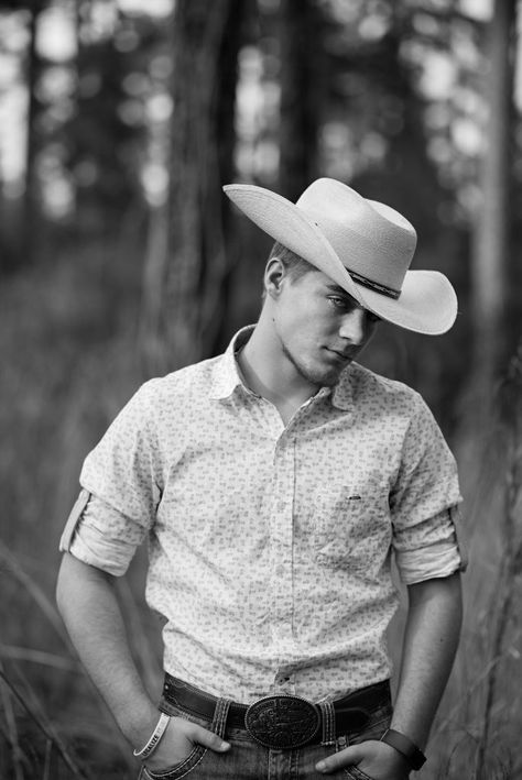 Country Guy Photoshoot, Western Senior Pictures For Guys, Senior Cowboy Pictures, Country Guy Senior Pictures, Cowboy Senior Pictures Guys, Country Senior Pictures For Guys, Senior Picture Ideas For Guys Country, Cowboy Senior Pictures, Country Boy Senior Pictures