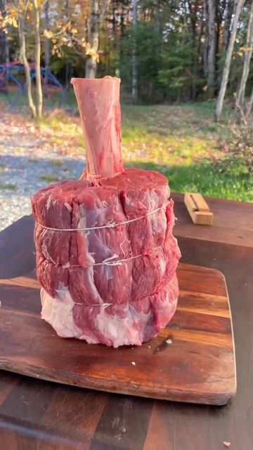 Thors Hammer Beef Shank, Beef Shank Recipe, Soft Asmr, Pellet Smoker, Beef Shank, Meat Lover, Pellet Grill Recipes, Kamado Joe, Thor Hammer