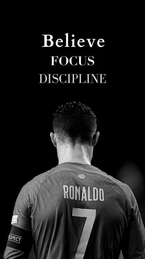 Cr7 Quotes, Inspirational Football Quotes, Mike Tyson Boxing, Football Motivation, Cristiano Ronaldo Quotes, Athlete Quotes, Ronaldo Quotes, Discipline Quotes, Real Madrid Wallpapers