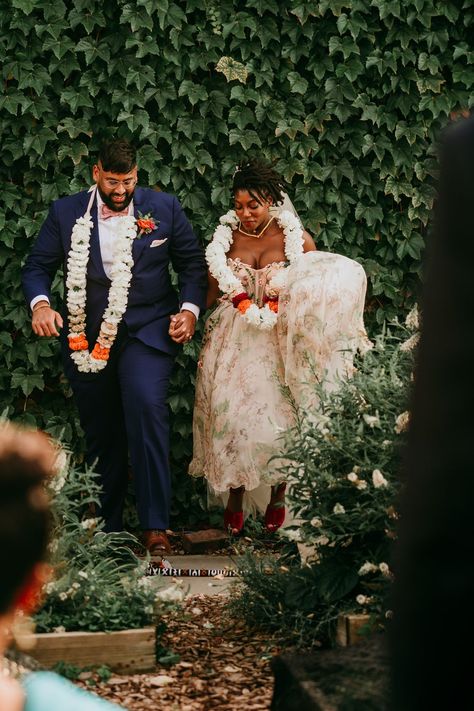 Interracial Indian Wedding, Mixed Culture Wedding, Indian And Black Couple, Black And Indian Couple, Jumping The Broom Wedding, Black Indian Wedding, Blindian Couples, Black Couple Wedding, Jumping Broom