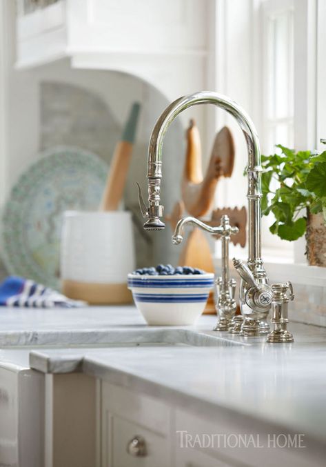 A Charming Nantucket Abode - Lauren Nelson Waterstone Faucet, Silver Kitchen Faucet, Nantucket Kitchen, Boston Couple, Boston Interior Design, Silver Kitchen, Hamptons Decor, Nantucket Home, Bold Kitchen