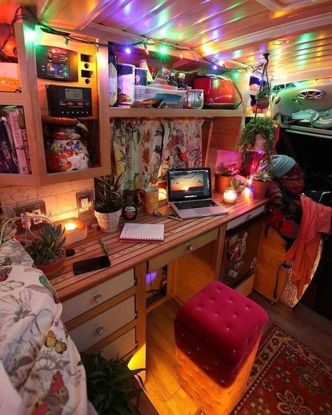 Diy Campervan, Bus Living, Kombi Home, Bus House, Van Life Diy, Campervan Interior, Camper Van Conversion Diy, Camper Living, Van Home