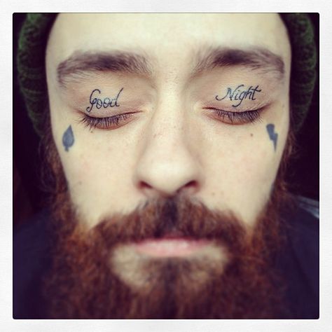 "good night" eyelid tattoo Serotonin Tattoo, Night Tattoo, Solar System Tattoo, Dandelion Tattoo, Face Tattoo, Tattoo Blog, Pattern Tattoo, Skin Art, Love Tattoos