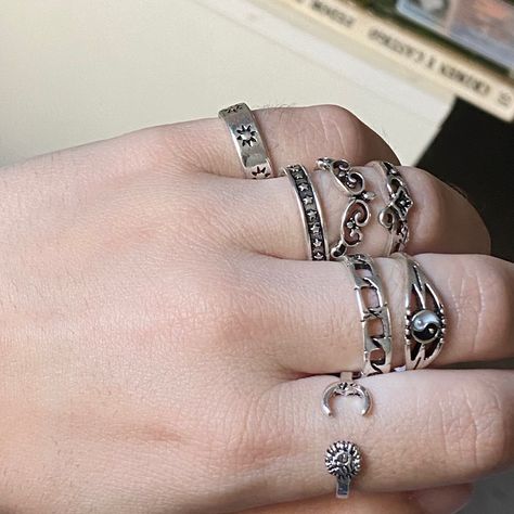 rings stack inspo aesthetic silver jewelery girl ring Stacked Silver Rings, Ring Stack Aesthetic, Ring Stack Silver, Silver Ring Stack, Rings Stack, Whimsical Ring, Hogwarts Dr, Spring 23, Ring Stack