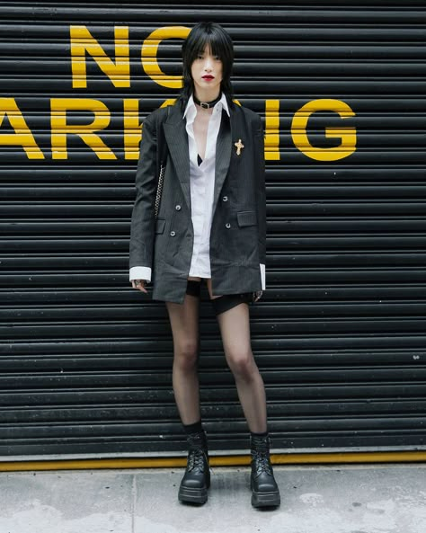 Sora Choi Outfit, Sora Choi Street Style, Nana Fashion, Choi Sora, Sora Choi, Dark Outfits, Tokyo Fashion, The Best Street Style, Cool Fits