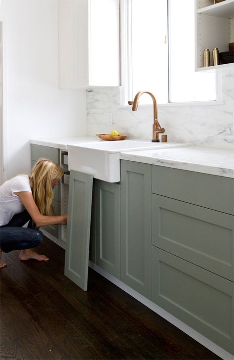 Smitten Studio's Ikea hack kitchen remodel | Remodelista Ikea Upgrades, Farrow And Ball Kitchen, Ikea Hack Kitchen, Kitchen Ikea, Ikea Kitchen Cabinets, English Kitchen, Perfect English, Cabinet Fronts, English Kitchens