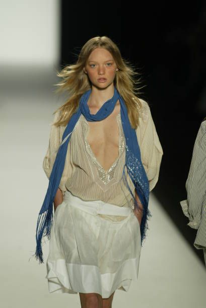 Yellow Ferrari, Marissa Cooper, Gemma Ward, Nyc Baby, Phoebe Philo, Fashion Images, Fashion Killa, Y2k Fashion, 90s Fashion