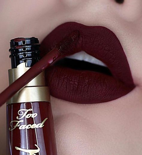 #toofaced #meltedlatex #lipstick Maquillage Kylie Jenner, Makeup Lips Matte, Maroon Lipstick, Storybook Cosmetics, Mac Lipstick Shades, Lipstick Dark Red, Vampy Lips, Matte Lipstick Shades, Orange Lips