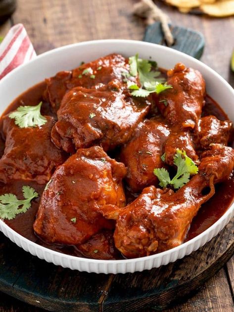 Mexican Chicken Adobo (Adobo de Pollo) - Lemon Blossoms Mexican Adobo Chicken, Adobo Chicken Mexican, Adobo Chicken Filipino, Chicken Adobe, Healthy Latin Recipes, Vinegar Chicken, Salmon Marinade, Jamaican Jerk Chicken, Chicken Adobo