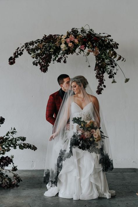 Black, White & Red Minimalist Wedding Inspiration - Chic Vintage Brides : Chic Vintage Brides Arch Arbor, Hanging Installation, Chic Vintage Brides, Wedding Dress Flowy, Gothic Wedding Dress, Boda Mexicana, Alternative Wedding Dresses, Goth Wedding, Dark Wedding