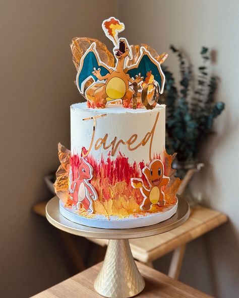 🔥🐦‍🔥 #buttercreamcake #charizard #charizardcake #cakedecorating #cakedesign #cakeart Charizard Birthday Party, Charizard Cake, Charmander Cake, Felix Birthday, Pokemon Cake, Pokemon Charizard, Pokemon Party, 5th Birthday, Cake Ideas