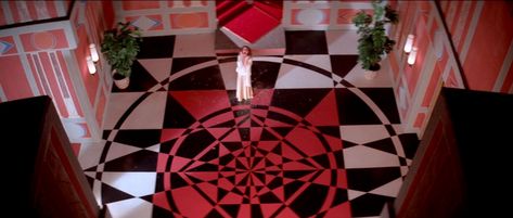 Suspiria, the Most Stylish Horror Film of All Timeelledecoritalia Dario Argento, Slasher Film, Film Lovers, Best Horror Movies, I Love Cinema, Secret Life Of Pets, Vintage Horror, All Movies, Film Stills