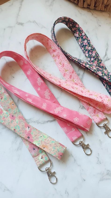 Aesthetic minimalist handmade fabric neck lanyards ID badge key holder. Nurse Lanyard teacher Lanyards key holder Lanyards mum Lanyards. Handmade in Brisbane Australia Lanyard Aesthetic Ideas, Beaded Lanyards Diy, Lanyard Aesthetic, Lanyard Pink, Teacher Lanyards, Pink Floral Fabric, Nurse Lanyard, Diy Lanyard, Lanyard Teacher