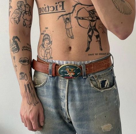 Patchwork Sleeve Tattoo, Torso Tattoos, Tattoo Inspiration Men, Handpoke Tattoo, Tattoo People, Inspiration Tattoos, Tattoo Style Drawings, Small Tattoo Designs, Black Ink Tattoos