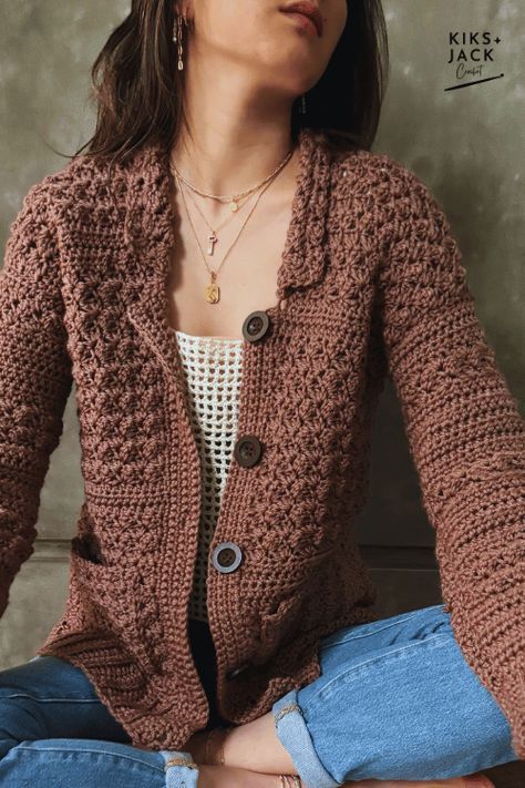 Buttoned Crochet Grandpa Coat Cardigan with Pockets Free Pattern - Kiks and Jack Crochet Aran Wool Crochet Patterns Free, Collared Crochet Cardigan, Cardigan Video, Crochet Cardigan Free Pattern, Free Crochet Jacket Patterns, Crochet Trivet, Vest Haken, Easy Crochet Cardigan, Cardigan Free Pattern