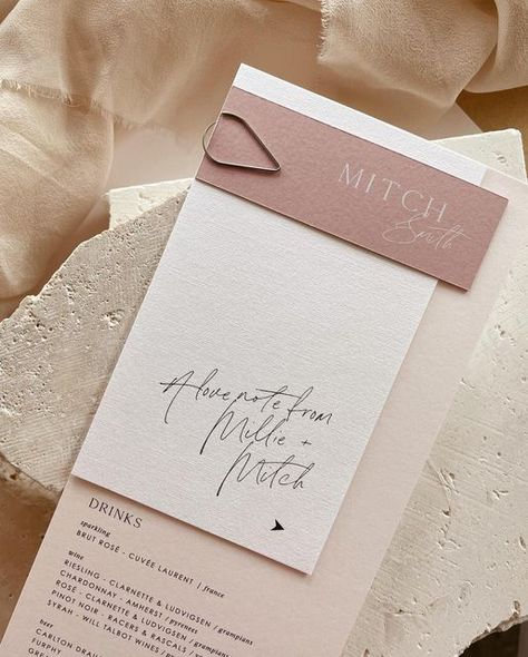 Atelier Creative • Invitations, signage + florals on Instagram: "Menu Combo for M+M • Custom menu including DL menu with food + drinks printed on Nude. • 80x135mn ‘Love Note’ printed on coco linen - Millie + Mitch hand wrote a letter to each of their guests 🥰 • 90x30mm place card on wild rose with a gunmetal paper clip ⠀⠀⠀⠀⠀⠀⠀⠀⠀ I cannot wait to see the gallery of this beautiful wedding 🤍 #ateliercreativeau #laurendillondesigns • • • • #menus #weddingmenus #tablescape #placecards #stationery # Signage Florals, Diy Menu Cards, Wedding Menus Design, Custom Menu, Wedding Letters, Creative Invitations, Caribbean Wedding, Wedding Place Settings, Minimalist Wedding Invitations