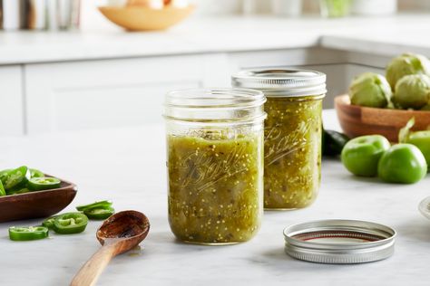 Roasted Salsa Verde Salsa Verde Canning Recipe, Tomato Salsa Canning, Green Tomato Salsa Verde, Roasted Salsa Verde Recipe, Roasted Salsa Verde, Canning Green Tomatoes, Green Tomato Salsa, Domestic Science, Canning Tomatoes Recipes