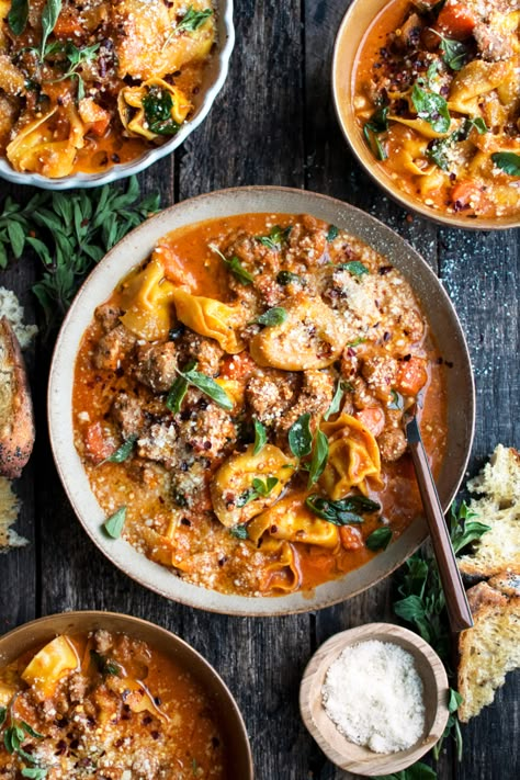 Creamy Italian Sausage Tortellini Soup, Tortellini Kale Soup, Tortellini Soup Sausage, Tortellini Soup Healthy, Tortellini Recipes Soup, Healthy Tortellini Soup, Beef Tortellini Soup, Creamy Tortellini Soup With Sausage, Tortellini Soup Recipes