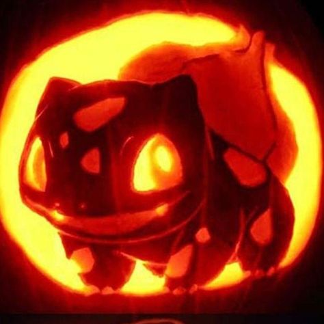 Bulbasaur Pumpkin Carving, Pumpkin Carving Ideas Pokemon, Bulbasaur Pumpkin, Pokemon Pumpkins, Pokemon Pumpkin, Pokémon Drawing, Awesome Pumpkin Carvings, Lantern Pumpkins, Pumpkin Cravings