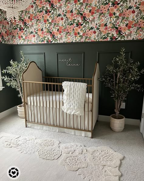 Nursery Room Closet, Dark Nursery, Closet Nursery, Girly Nursery, Girl Nursery Themes, Baby Nursery Inspiration, Baby Room Neutral, Baby Room Themes, Nursery Closet