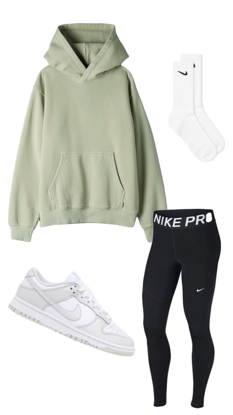 Nike Dunks And Leggings Outfit, Oversized Nike Hoodie Outfit, Female Athleisure Outfits, Nike Clothes Women Aesthetic, Nike Outfits For Women Aesthetic, Aesthetic Nike Outfits, Leggings Outfit Layout, Nike Crew Neck Sweatshirt In Athleisure Style, Outfit Ideas Nike