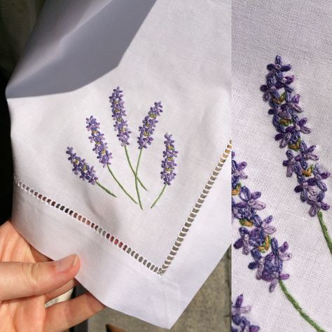 Embroidery Napkins, Embroidery Fashion Detail, Clothes Embroidery Diy, Flower Machine Embroidery Designs, Bantal Sofa, Diy Embroidery Patterns, Handmade Embroidery Designs, Pola Sulam, Embroidery Neck Designs