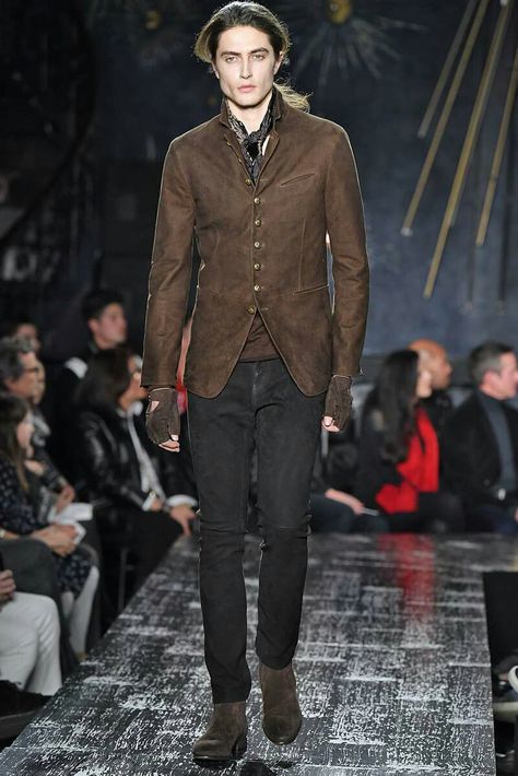 John Varvatos Fall-Winter 2017 - New York Fashion Week Men's New York Fashion Week Men, Mens Fashion 2018, Men Fashion Show, New Mens Fashion, Mens Fashion Rugged, Mens Fashion Photography, Hipster Mens Fashion, Mens Fashion Jeans, Mens Fashion Fall