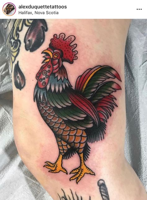 Chicken Tattoo, Rooster Tattoo, Traditional Tattoo Sleeve, Friendship Tattoos, American Tattoos, Traditional Tattoo Design, Traditional Tattoo Art, Thigh Tattoos Women, Traditional Tattoo Flash