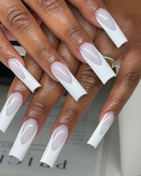 White on White Frenchies 😍 • Link in Bio to Book 🫶🏾 #tiathegenie #thegeniepalace #losangelesnails #nailtech #acrylicnails #nails #nailsnailsnails #nailart #celebritynailtech #naildesign #nailsonfleek #nailartist #lanailtech #dayinthelife #longbeachnails #longbeachnailtech #lanails White On White French, White Frenchies, White French Tips, French Acrylics, Hard Gel Nails, La Nails, White French Tip, Short Acrylic Nails Designs, White French