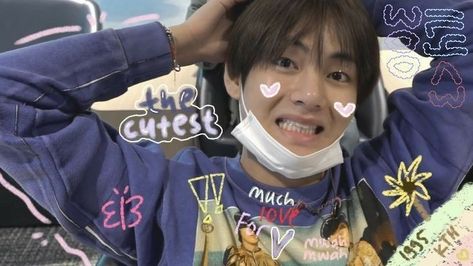 Bts Laptop Wallpaper, Bts Lyric, Kim Taehyung Wallpaper, Silly Pictures, Bts Playlist, Bts Lockscreen, Foto Bts, Bts Pictures, Bts V