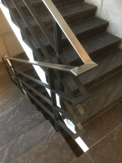 Steel Railing Stairs, Stairs Elevation, Stairs Case Design, Railings For Steps, Steps Railing, Ss Railing, Handrail For Stairs, Duplex Staircase, Granite Steps