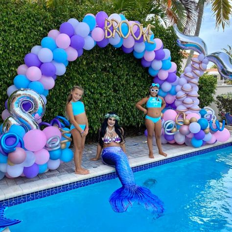 Mermaid Pool Parties, Ariel Birthday Party, Mermaid Pool, Ariel Party, Mermaid Balloons, 7 Birthday, Mermaid Birthday Party Decorations, Mermaid Theme Birthday Party, Mermaid Birthday Cakes