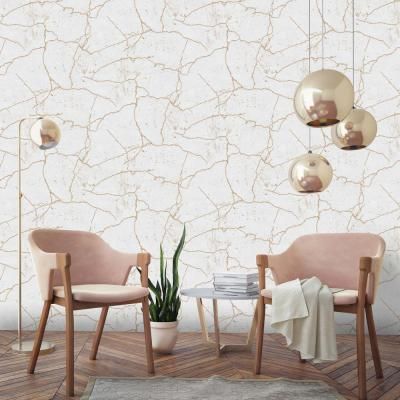 Kintsug Vinyl Strippable Roll (Covers 56 sq. ft.) Gold Removable Wallpaper, Tapete Gold, Cracked Wallpaper, Rose Gold Wallpaper, Rosé Gold, Brown Living Room, Boutique Interior, Brown Wallpaper, Gold Wallpaper