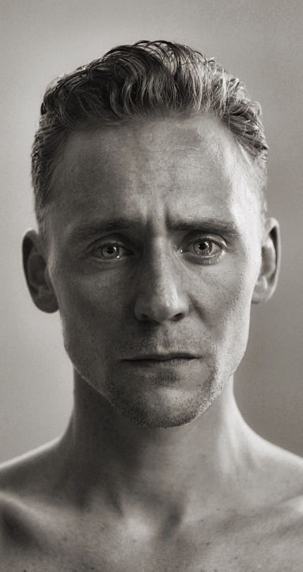 Tom Hiddleston Actor Reference, Expressions Photography, 얼굴 드로잉, Tall Man, 얼굴 그리기, Face Drawing Reference, Face Reference, Face Photography, Celebrity Portraits