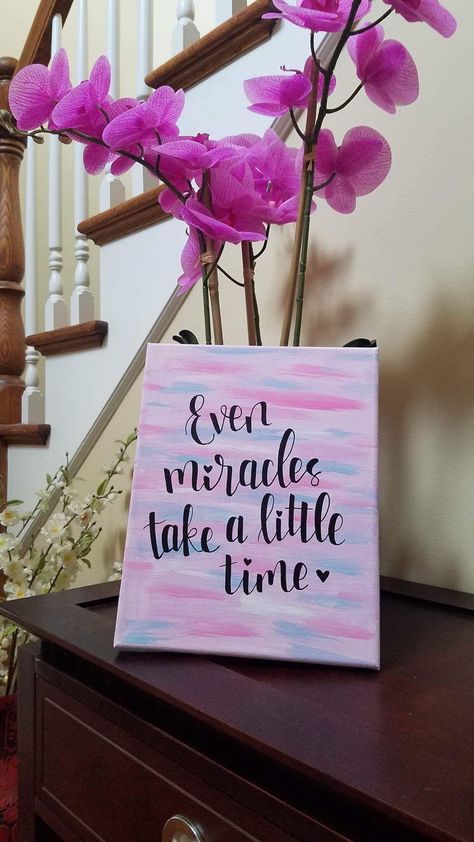 Simple Painting Ideas With Quotes, Cute Paintings With Quotes, Motivational Paintings, Quote Paintings, Diy Inspirational Wall Art, Watercolor Hand Lettering, Brush Pen Art, Bored Jar, Doodle Quotes