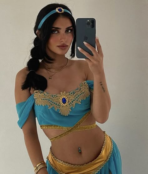 Mulan Halloween, Arabian Princess Costume, Jasmine Halloween Costume, Merida Costume, Arabian Costume, Carnaval Outfit, Princess Jasmine Costume, Pregnancy Costumes, Arabian Princess