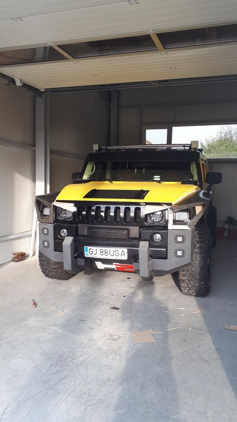 H2 Hummer Custom, Hummer H3 Custom, Hummer H2 Custom, Yellow Hummer, Diy Electric Car, Welding Trucks, Hammer Car, Hummer Truck, Chevy Trucks Silverado