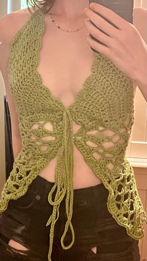 Diy Crochet Top, Crochet Crop Top Pattern, Mode Crochet, Crochet Design Pattern, Crochet Clothing And Accessories, Crochet Business, Crochet Fashion Patterns, Crochet Summer, Crochet Sewing