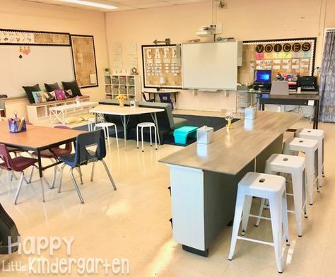 Happy Little Kindergarten: Flexible Seating for First Grade! Classroom set-up. Flexable Seating, Udl Classroom, Flexible Classroom Seating, Alternative Seating Classroom, Flexible Seating Classroom, Classroom Arrangement, Classroom Goals, Alternative Seating, Tutoring Business