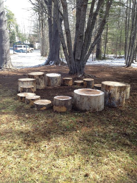 #outdoor #natural #play #classroom #nature #education #circle  #stumps #New Hampshire #Earthkeepers Outdoor Classroom Ideas, Como Plantar Pitaya, Reading Garden, Natural Playgrounds, Outdoor Play Space, Outdoor Learning Spaces, Outdoor Play Spaces, Classroom Seating, Nature Education