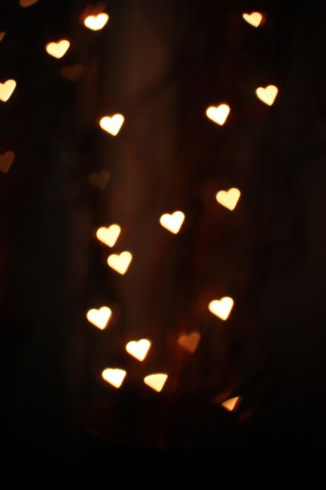 Bokeh :) Shining Aesthetic, Lock Screen Wallpaper Iphone, Heart Defect, Bokeh Effect, Night Sky Wallpaper, Bokeh Background, Amazing Nature Photography, I Love Heart, Aesthetic Pastel