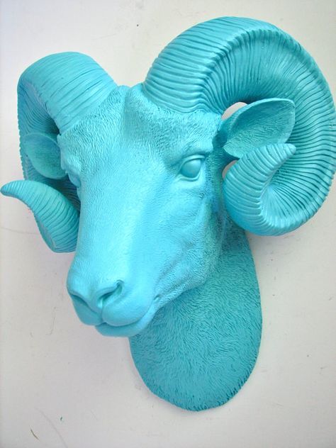 Ram Sculpture, Sheep Paintings, Big Horn Sheep, Animal Adaptations, Swans Art, Ram Head, Illumination Art, The Ram, Abstract Pattern Design