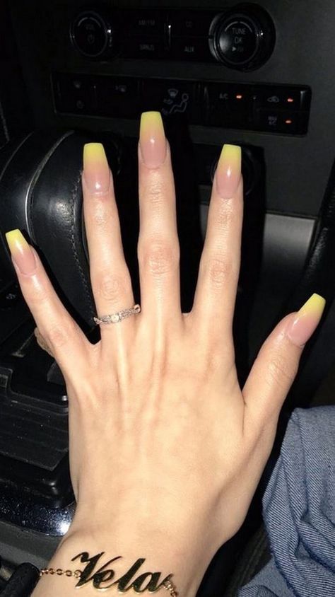 Ombré Coffin Nails, Ombré Coffin, Inspirational Nails, Splatter Nails, Yellow Nail Art, Yellow Nails Design, Yellow Nail, Sunflower Nails, Nails Ombre