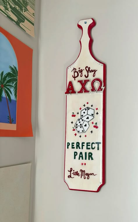 Adpi Paddle Ideas, Paddle Inspiration Sorority, Sorority Paddles Aesthetic, Painted Sorority Paddle, Senior Sorority Paddles, Greek Life Paddles, Twin Paddles Sorority, Sorority Big Paddles Ideas, Cute Paddles Sorority