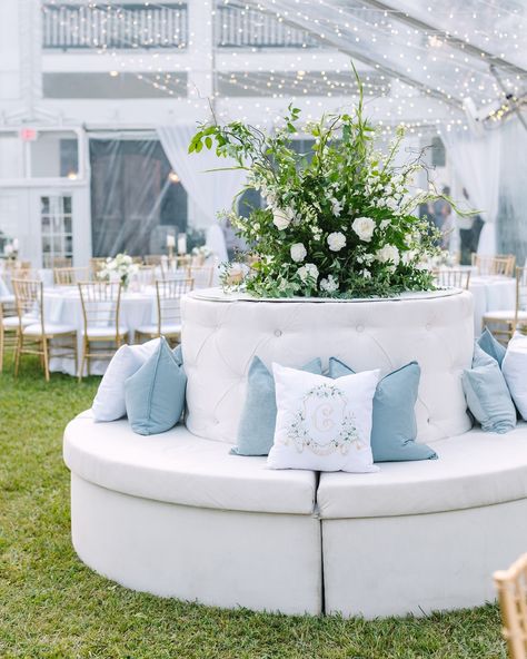 A tented reception space we’ll never be over! ✨ Planning: @brittanieraquelevents Venue: @thefarmatunion Photography: @meganmoralesphoto Videography: @freehand_films Florals: @designsbydillonn Tent Rental: @partyreflections Rentals: @marthamydearrentals + @whitebirchrentals + @partysuppliersandrentals + @dpetc + @greatdaysoiree Linens: @bbjlatavola Lighting: @highperformancelightingnc Entertainment: @arborstrings + @thesoulpsy Catering: @sherylscatering Wedding Cake: @onebellebakery Transpor... Wedding Venue Furniture, Wedding Seating Area Couch, Wedding Lounge Seating Indoor, Lounge Furniture Wedding, Wedding Lounge Seating, Wedding Lounge Furniture, Bar Top Tables, Live Painter, Baby Brunch