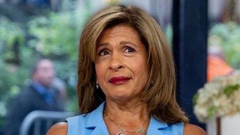 Hoda Kotb On The Reason That Pushed Her To Quit The ‘Today’ Show: “Something Has To Give If You Want Excellence” Lauren Lapkus, Hoda Kotb, Lacey Chabert, Sleep Early, Steve Carell, Morning Show, Tv Host, Two Daughters, Film Awards