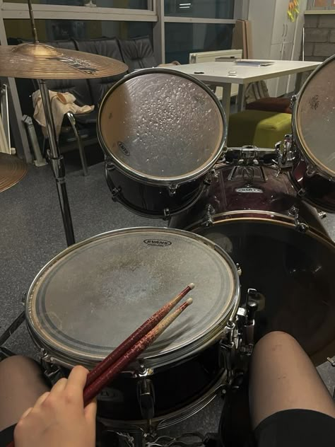 Learning Instruments Aesthetic, Playing Drums Aesthetic, Drum Kit Aesthetic, Learning Drums, Drums Aesthetic, Drums And Guitar, Drum Music, Drummer Boy, Dazed And Confused