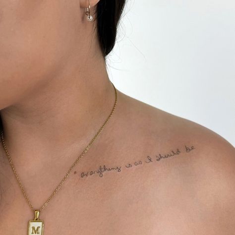 Finding the perfect Script Tattoo is personal — Swipe through for some Inspo! & below for your Cheat Sheet 🖋️✨: ▫️Meaningful Words that matter: - Quotes that inspire you. - Words that remind you of something. - Phrases that capture your life’s essence. ▫️Personal Touches: - Initials of loved ones. - A significant date (Roman numerals are a classic choice!). - Your personal mantra or words that resonate deeply. - A song lyric that holds special meaning. ▫️Languages: - Your native language f... Meaningful Song Lyric Tattoos, Song Lyrics Tattoo, Song Lyric Tattoos, Script Tattoos, Lyrics Tattoo, Script Tattoo, Matter Quotes, Personal Mantra, Lyric Tattoos