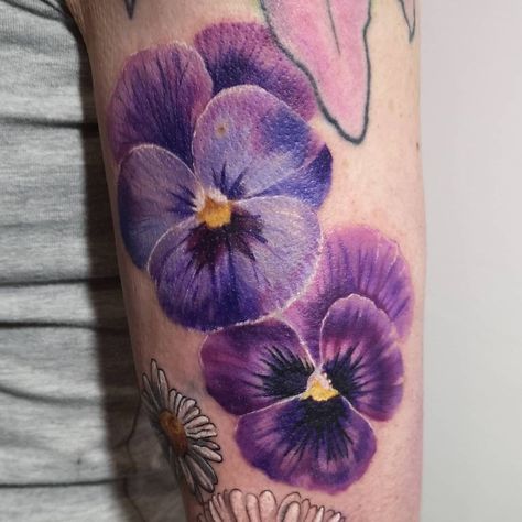 Watercolor Flower Tattoos For Women, Violet Tattoos, Poppy Tattoos, Purple Tattoo, Pansy Tattoo, Purple Flower Tattoos, Fly Tattoo, Viola Tricolor, Violet Tattoo