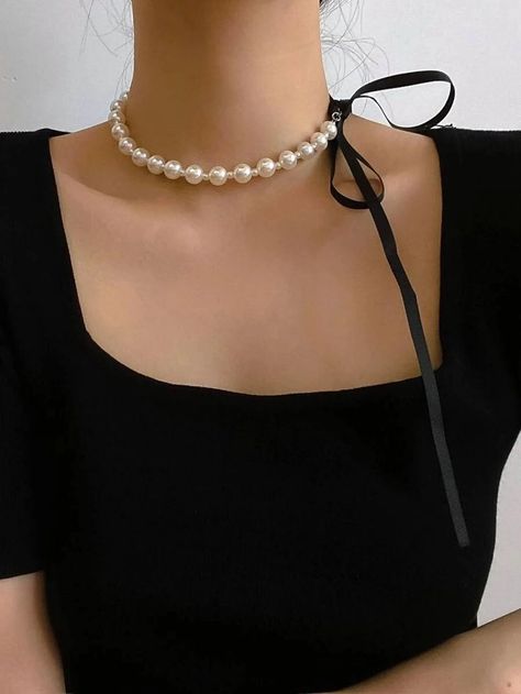 Pearl Choker Outfit, Dress With Pearl Necklace, Choker Outfit, Ribbon Choker, Headpiece Jewelry, Diy Jewelry Necklace, Accesories Jewelry, Fairy Necklace, Minimal Jewelry